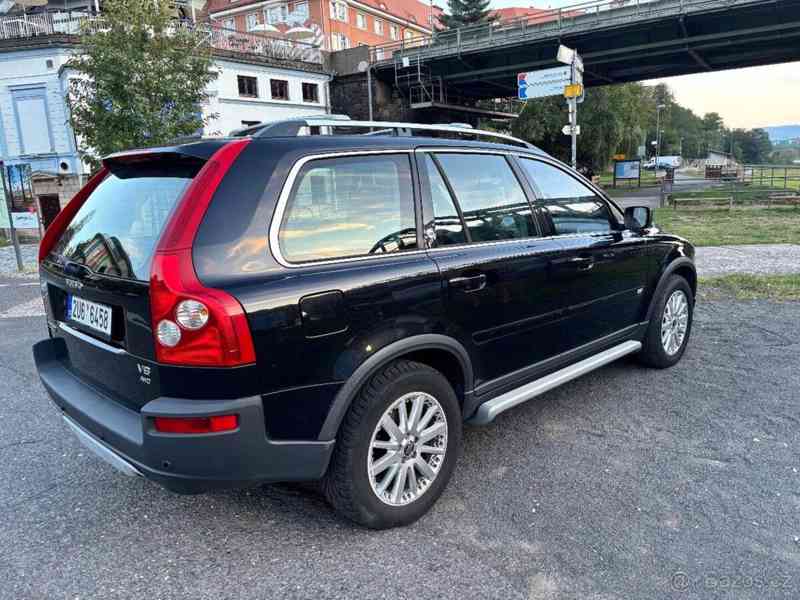 Volvo XC90 4x4 V8 AWD Executive - foto 4