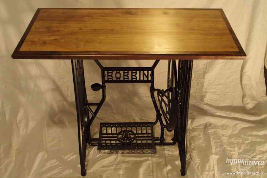 Renovovaný stolek z šicího stroje - foto 1