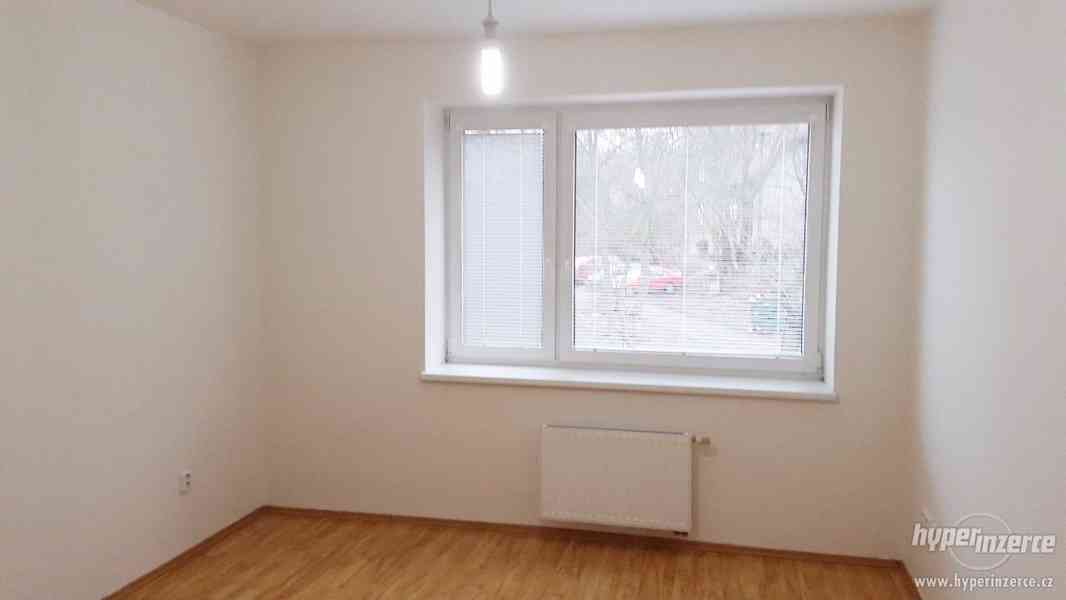 Krásný byt s garáží, Ostrava Petřkovice - foto 4