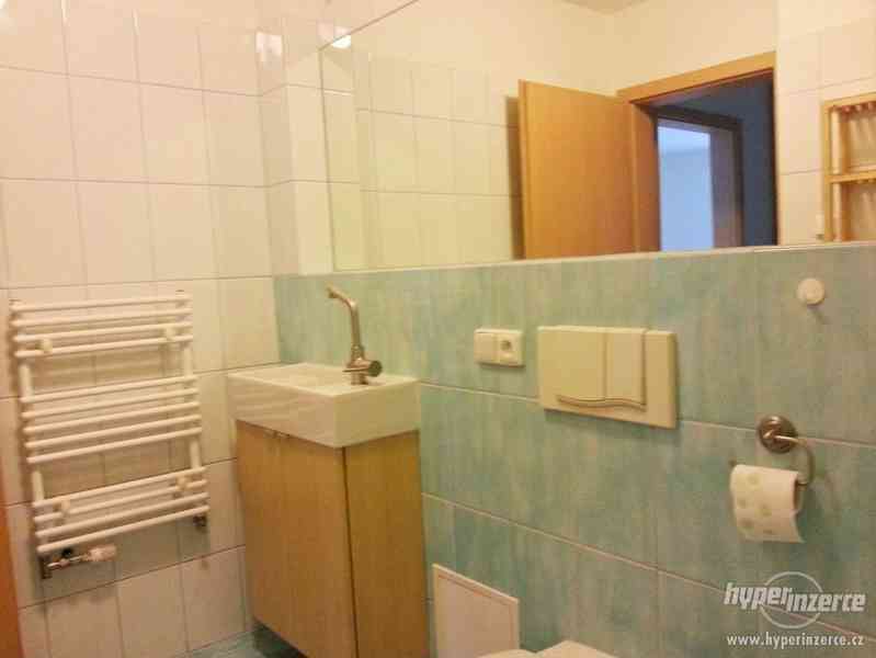 Krásný byt s garáží, Ostrava Petřkovice - foto 12