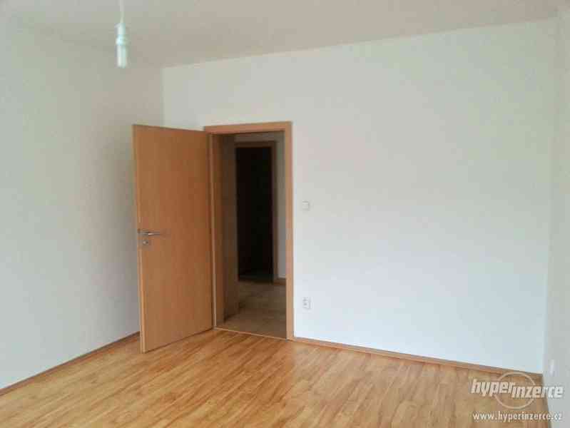 Krásný byt s garáží, Ostrava Petřkovice - foto 14