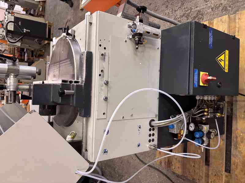 elumatec TS 161/30 Stolní pila  - foto 11