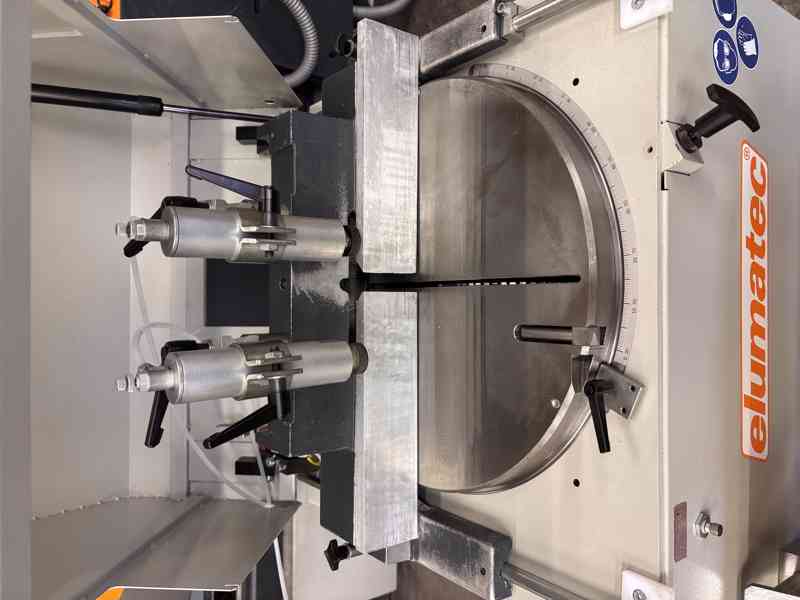 elumatec TS 161/30 Stolní pila  - foto 6