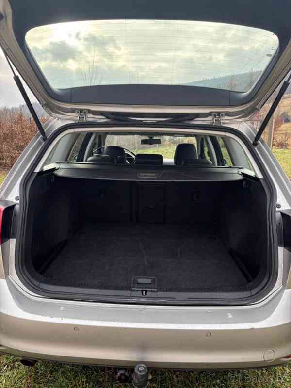 Volkswagen Golf 1,6 - foto 5