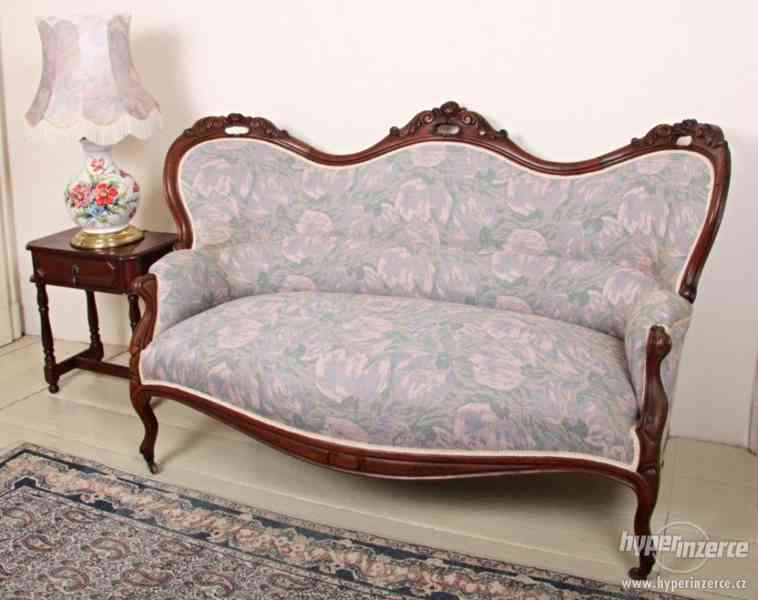 Druhorokoková sofa. Zrestaurovaná. - foto 1