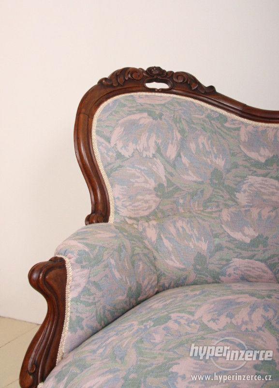 Druhorokoková sofa. Zrestaurovaná. - foto 6