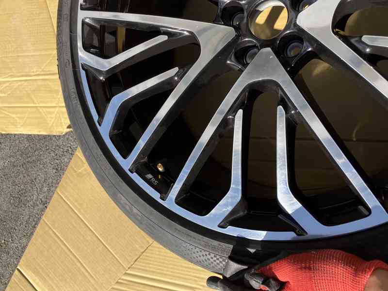 alu kolo kola r23 Audi Q8 SQ8 4M 4M8601025BN - foto 4