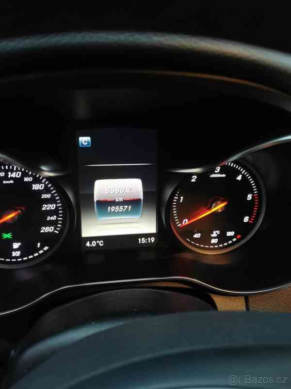 Mercedes-Benz Třídy C 2,2   220 W205 195000 km - foto 14