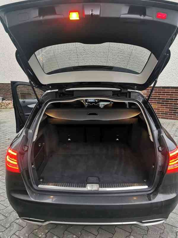 Mercedes-Benz Třídy C 2,2   220 W205 195000 km - foto 5