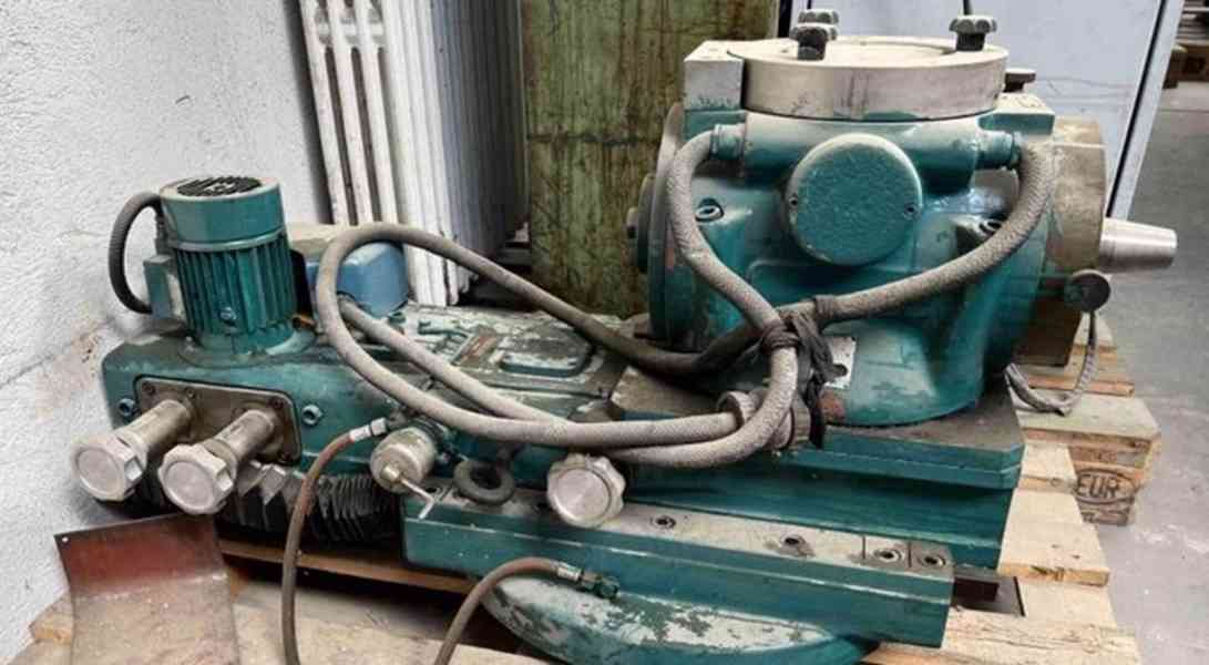 Brousící vřeteník na hoblovací stroj HD 12 B (15801.)