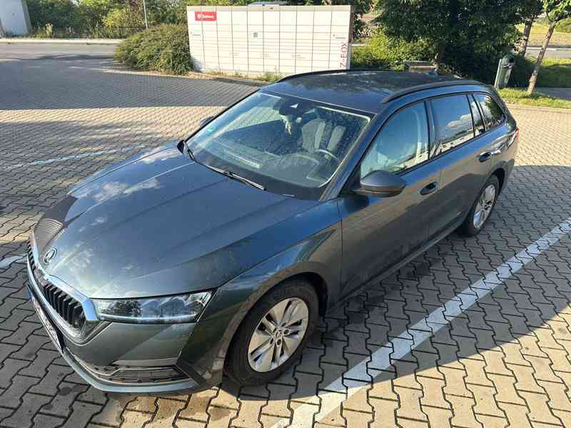 ŠKODA OCTAVIA 4 Combi AMBITION Plus, diesel, 2021, 84000km - foto 6