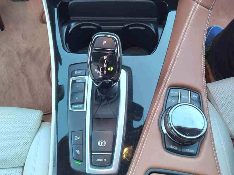 BMW 650i xDRIVE GRANCOUPÉ ČR,SERVISKA, 4x4 - foto 43