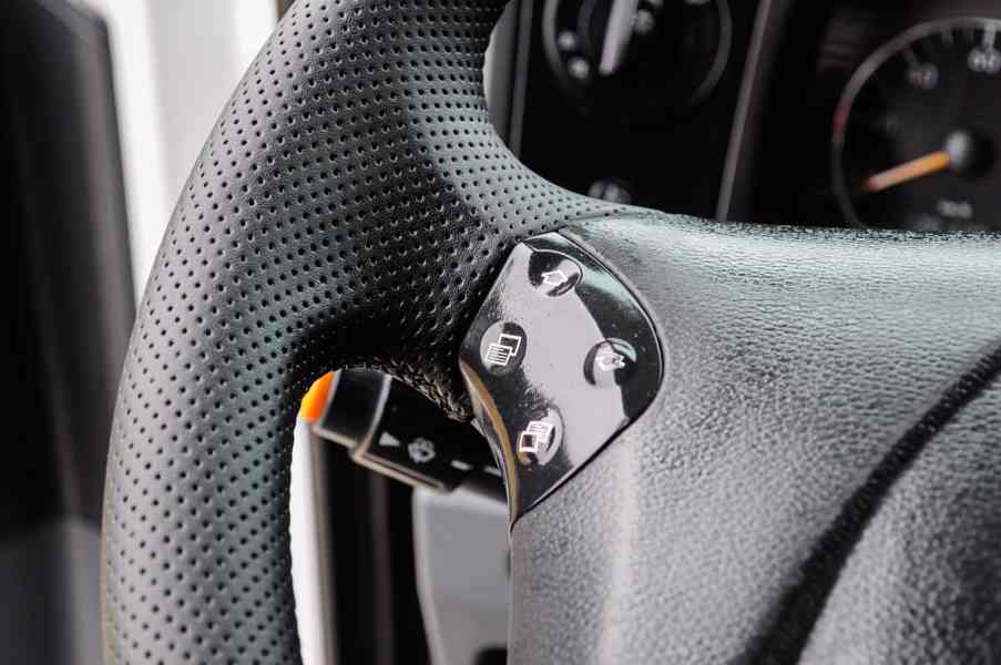 MERCEDES ATEGO 1222 NOVÝ HÁKOVÝ NOSIČ KONTEJNERŮ HYDR. RUKA - foto 66