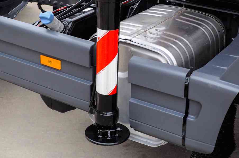 MERCEDES ATEGO 1222 NOVÝ HÁKOVÝ NOSIČ KONTEJNERŮ HYDR. RUKA - foto 13