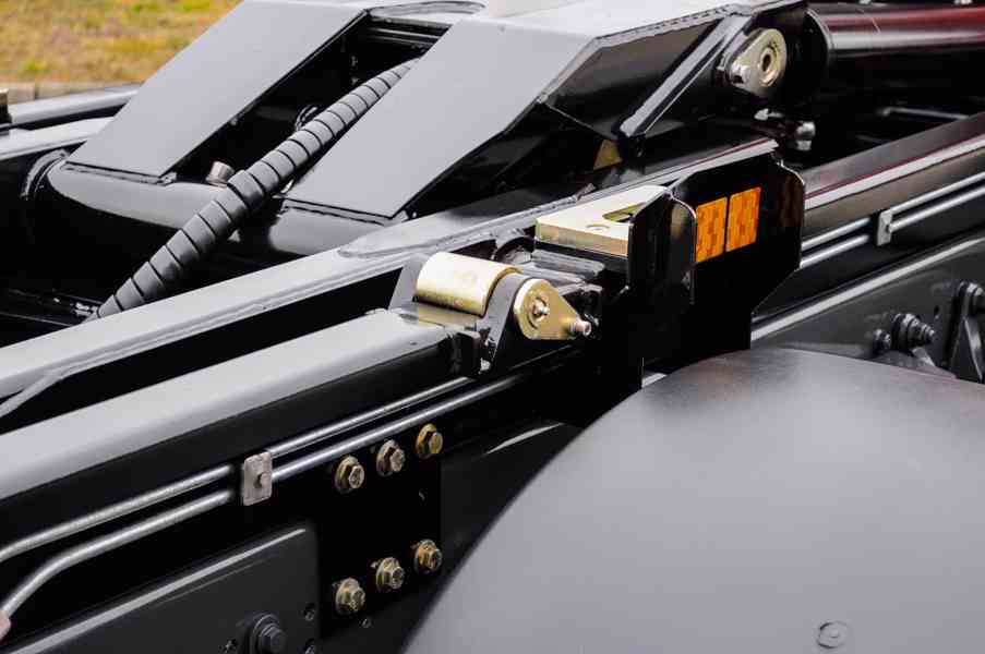 MERCEDES ATEGO 1222 NOVÝ HÁKOVÝ NOSIČ KONTEJNERŮ HYDR. RUKA - foto 20