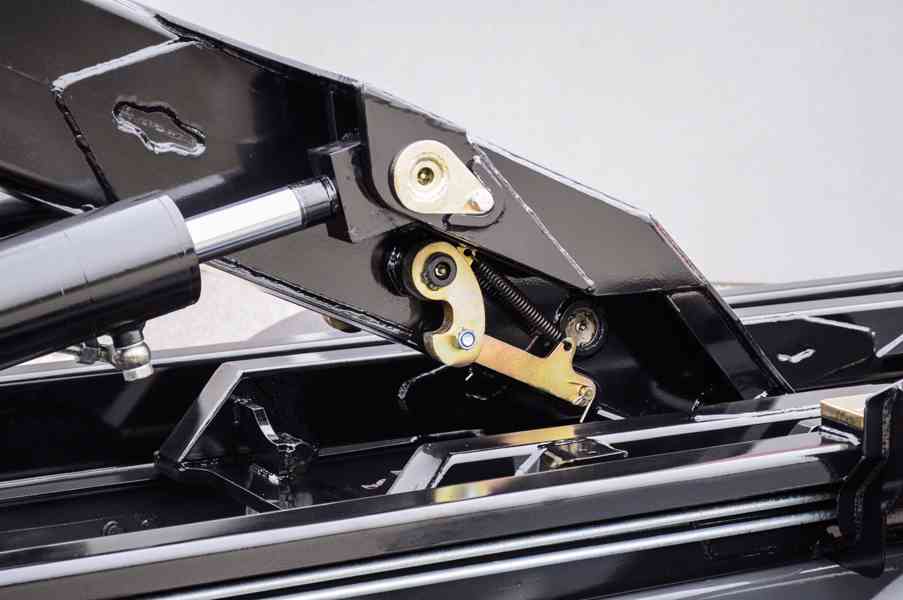 MERCEDES ATEGO 1222 NOVÝ HÁKOVÝ NOSIČ KONTEJNERŮ HYDR. RUKA - foto 96