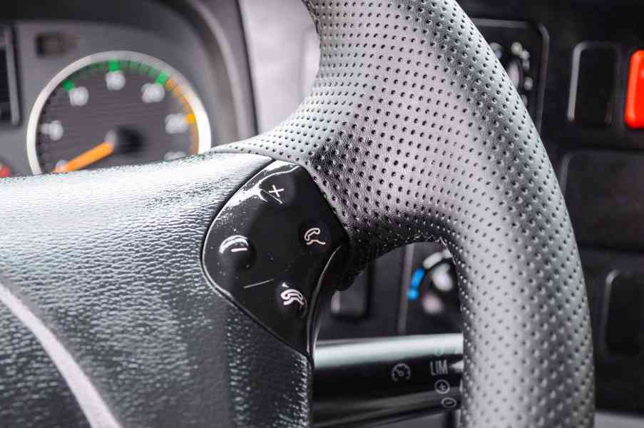 MERCEDES ATEGO 1222 NOVÝ HÁKOVÝ NOSIČ KONTEJNERŮ HYDR. RUKA - foto 65