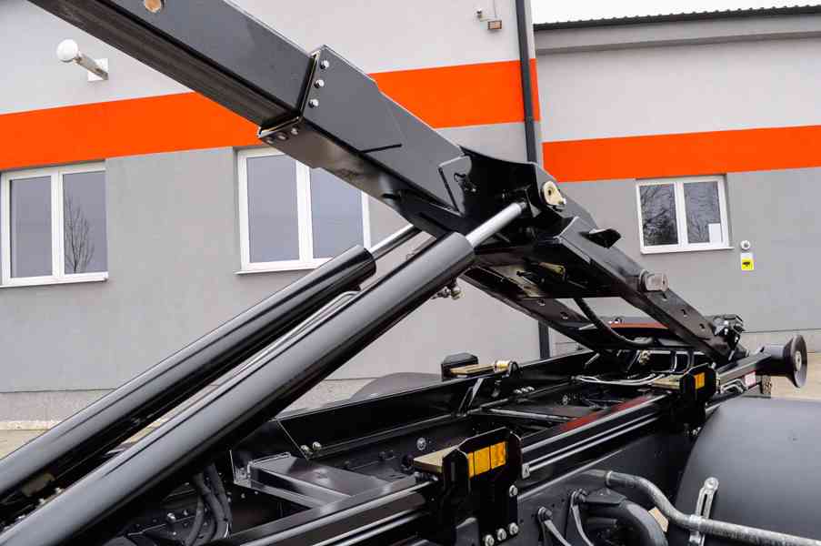 MERCEDES ATEGO 1222 NOVÝ HÁKOVÝ NOSIČ KONTEJNERŮ HYDR. RUKA - foto 84