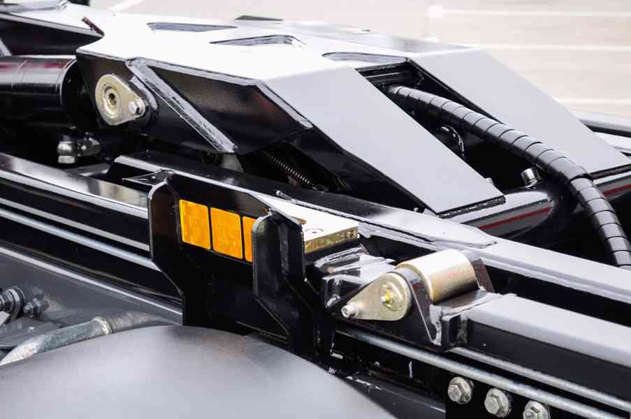 MERCEDES ATEGO 1222 NOVÝ HÁKOVÝ NOSIČ KONTEJNERŮ HYDR. RUKA - foto 30