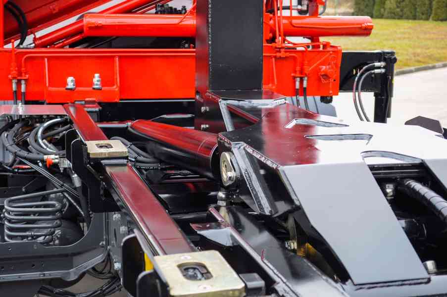 MERCEDES ATEGO 1222 NOVÝ HÁKOVÝ NOSIČ KONTEJNERŮ HYDR. RUKA - foto 25