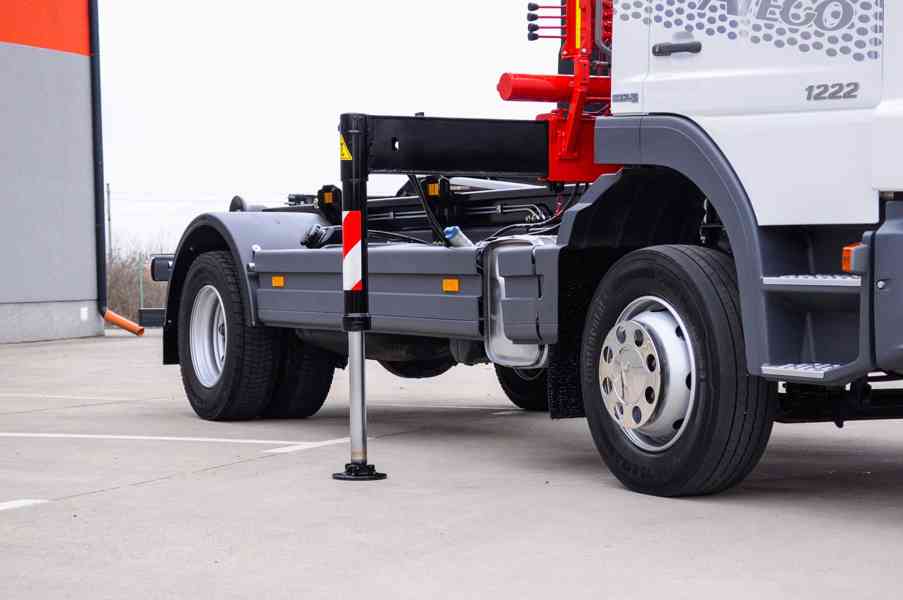 MERCEDES ATEGO 1222 NOVÝ HÁKOVÝ NOSIČ KONTEJNERŮ HYDR. RUKA - foto 109