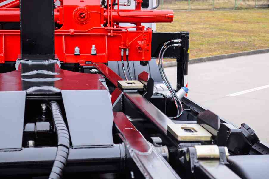 MERCEDES ATEGO 1222 NOVÝ HÁKOVÝ NOSIČ KONTEJNERŮ HYDR. RUKA - foto 23