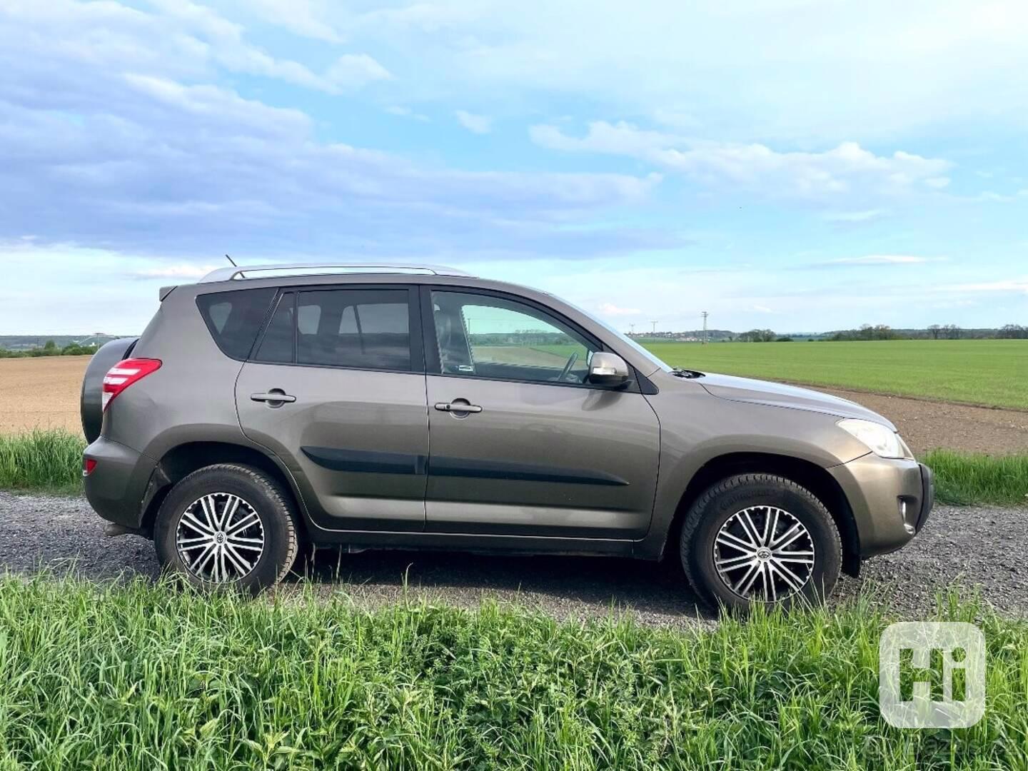 Toyota RAV4 2,2   2AD 110kW 4x4 - foto 1