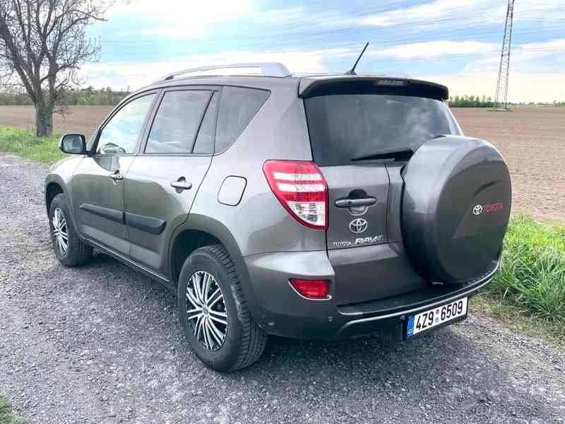 Toyota RAV4 2,2   2AD 110kW 4x4 - foto 4