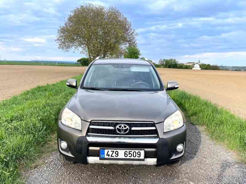 Toyota RAV4 2,2   2AD 110kW 4x4 - foto 15