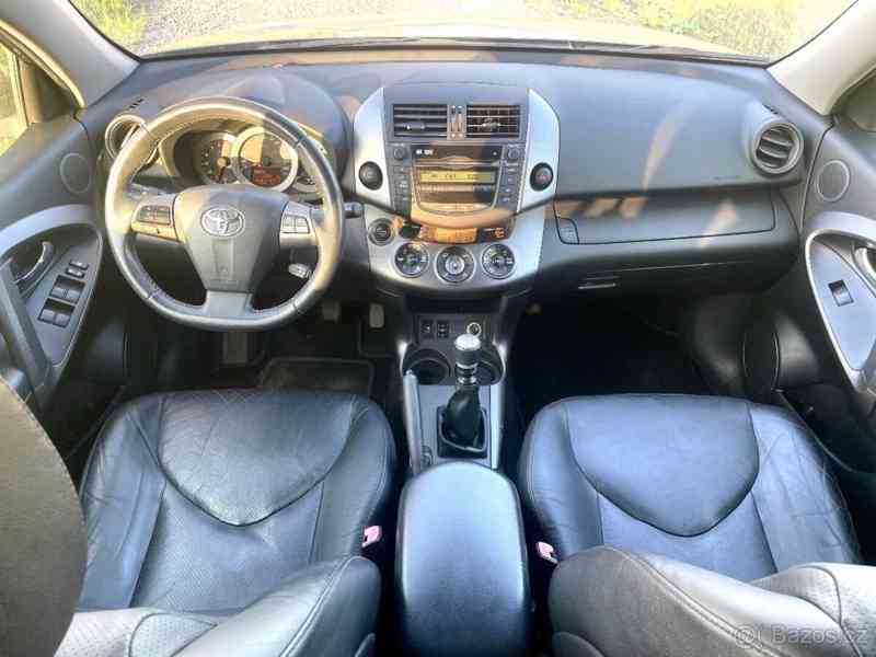 Toyota RAV4 2,2   2AD 110kW 4x4 - foto 7