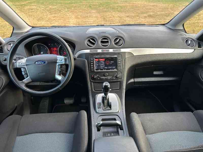 Ford S-max - foto 12