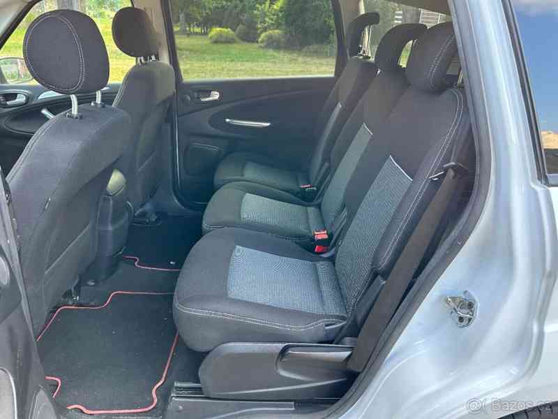 Ford S-max - foto 6