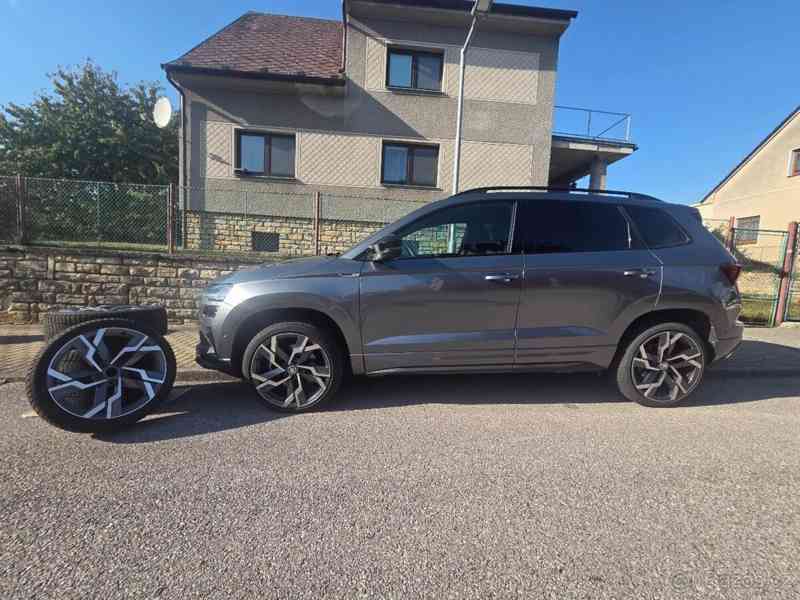 Škoda Karoq 1,5   TSI DSG Sportline - foto 2