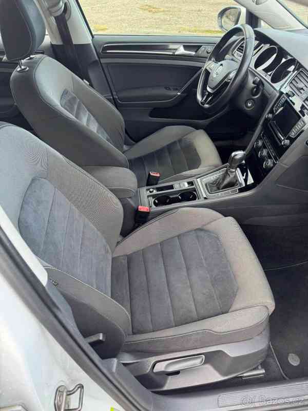 Volkswagen Golf 1,4   103 kW, TSI, Benzín, automat - foto 8