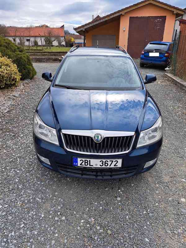 Škoda Octavia 1.6 TDI kombi, modrozelená metalíza - foto 2