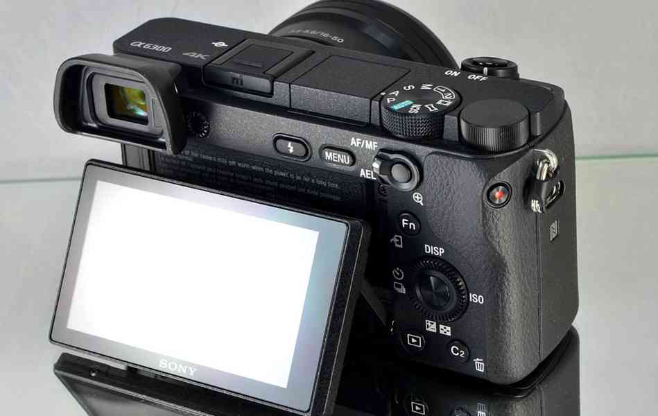 Sony A 6300+16-50mm *4K video*WIFI/NFC* 6300 Exp. - foto 9