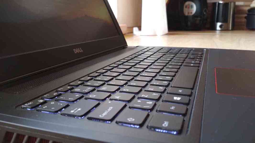 Herní notebook Dell Inspiron 15, i5, GTX960m, 8GB - foto 1