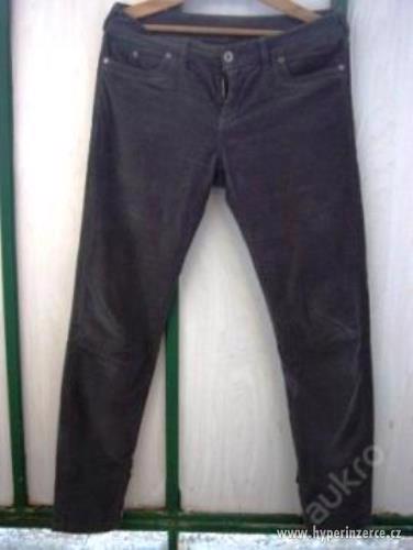 šedé manšestrové kalhoty - foto 1