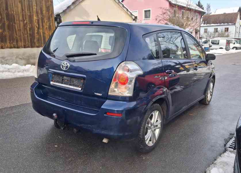 Toyota Corolla Verso 1.8i Sol benzín 95kw - foto 4