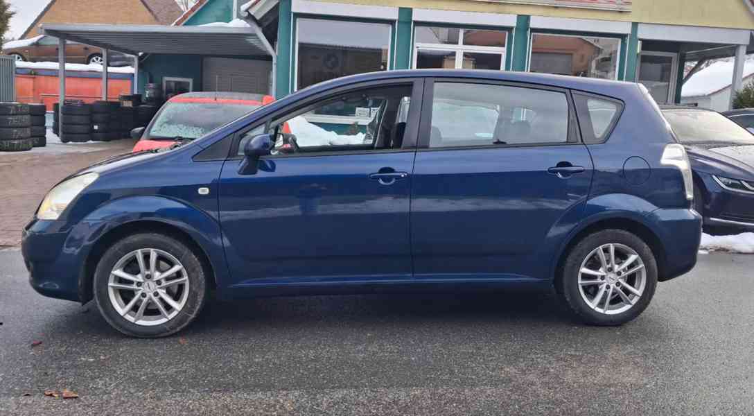 Toyota Corolla Verso 1.8i Sol benzín 95kw - foto 5