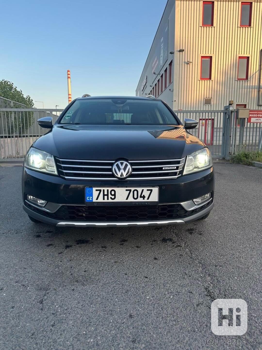 Volkswagen Passat 2,0   125 kW DSG 4x4 combi - foto 1