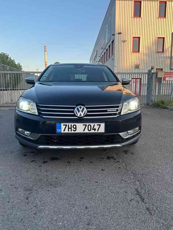 Volkswagen Passat 2,0 125 kW DSG 4x4 combi - foto 1