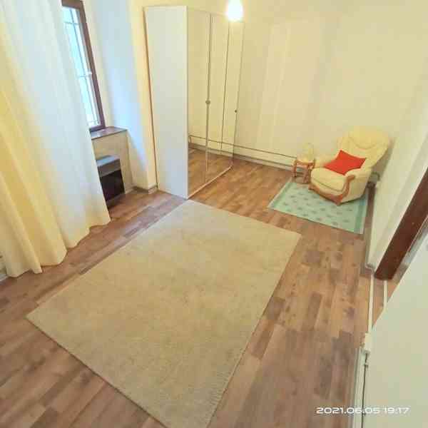 Prodej bytu 2+kk 48.3 m² (Loft) s terasou >100m, Praha 3 - foto 16
