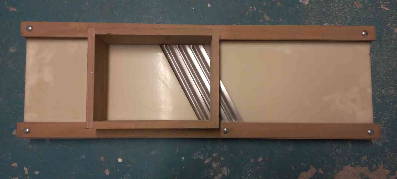 Struhadlo na zelí - foto 4