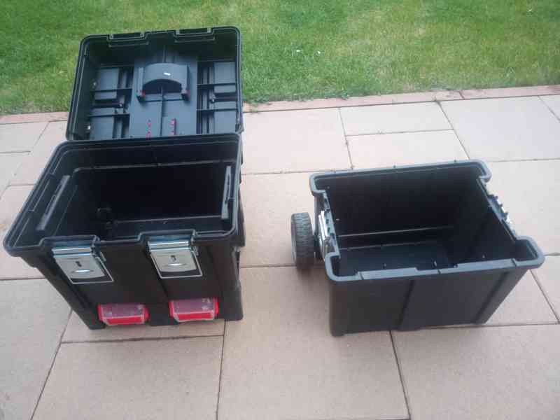 Kufřík na kolečkách na nářadí  - foto 8