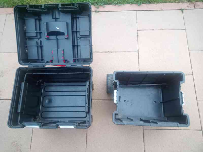 Kufřík na kolečkách na nářadí  - foto 7