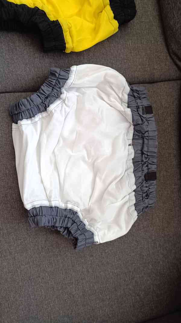 Prodám 4 ks, PVC klahotek,a 2 balení plenkových kalhotek. - foto 9