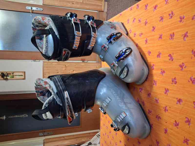 Lyžáky Nordica velikost 25,5 - foto 2