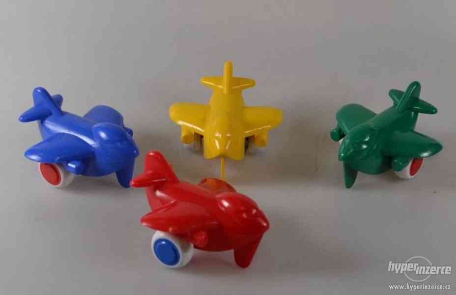 Plastové hračky (VIKING TOYS) - foto 2
