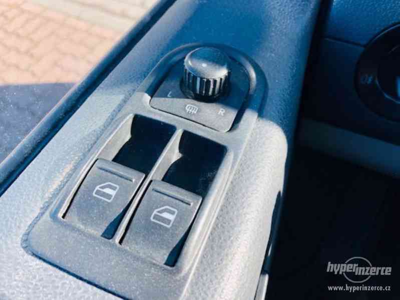Volkswagen Transporter T5 103kW - foto 11